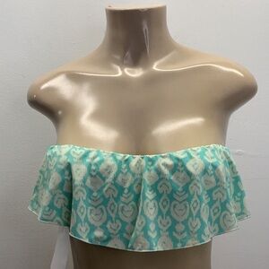 O’Neill Size Large Ruffle Strapless Bikini Top With Padding. New Without Tag